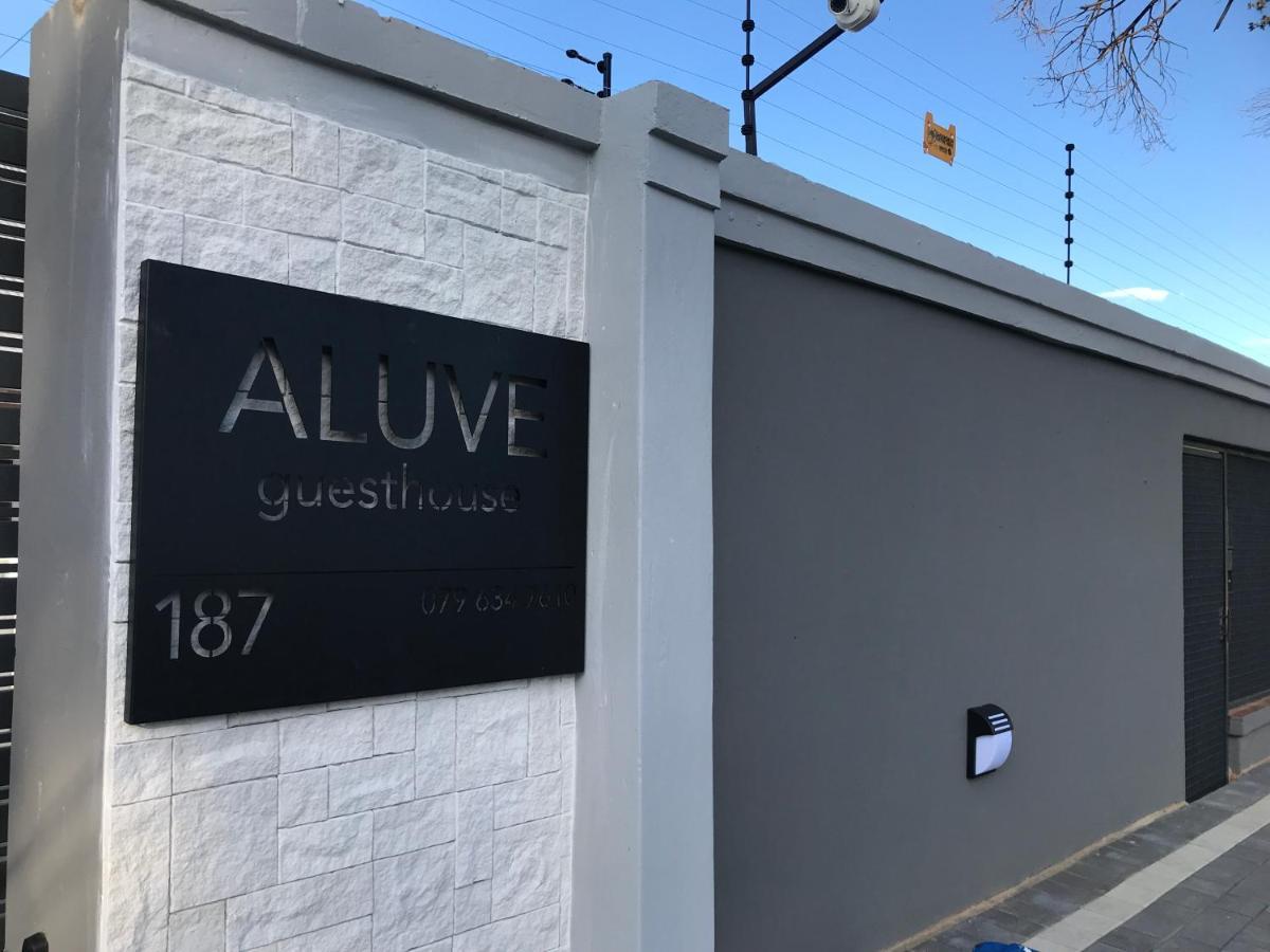 Aluve Guesthouse Johannesburg Bagian luar foto